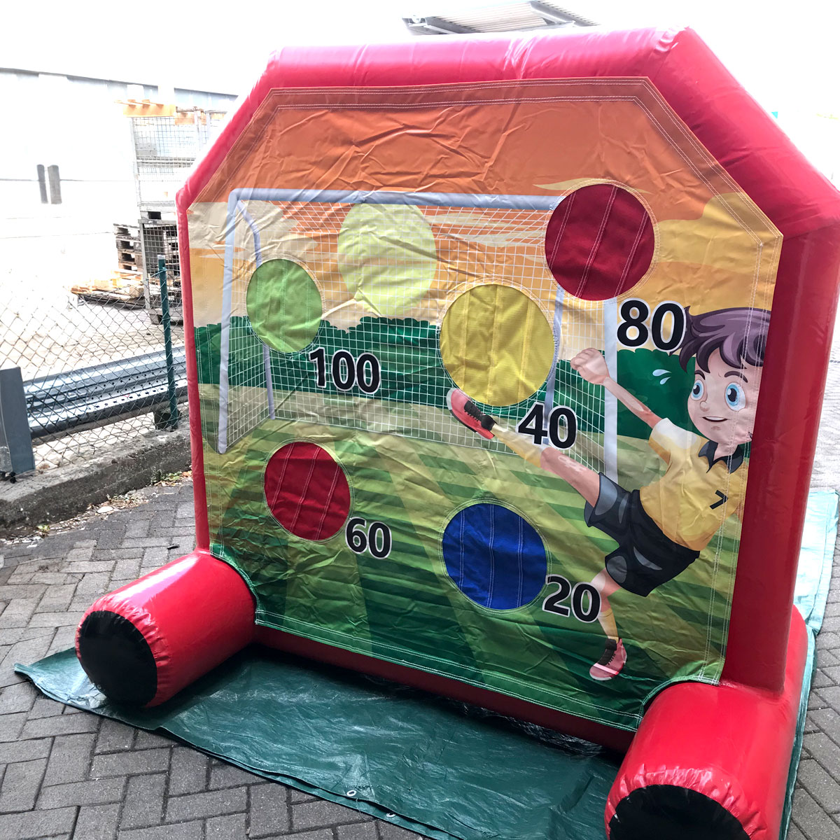 Nahansicht Kinder Fussball Klett